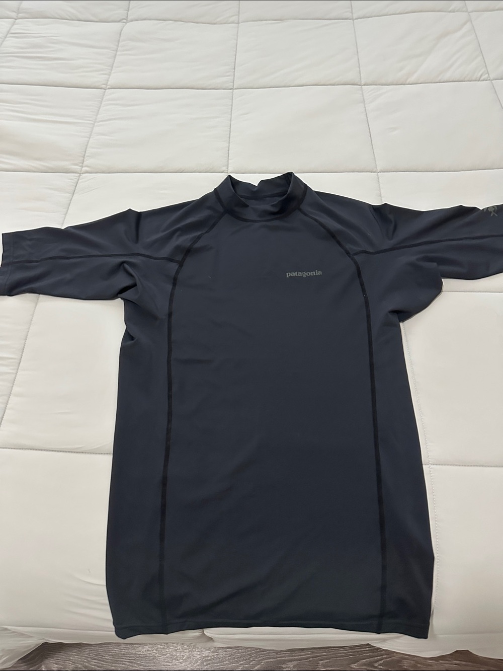 Patagonia Men’s Black Short-Sleeve Swim Rash Guard UPF 50